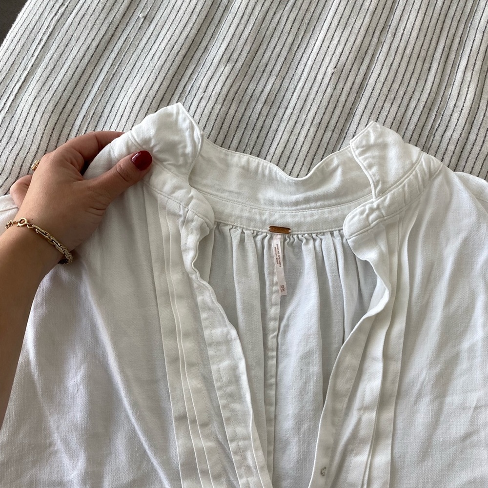 SOLD ON INSTA EUC | Free People Tomboy romper in white - Picture 6 of 6